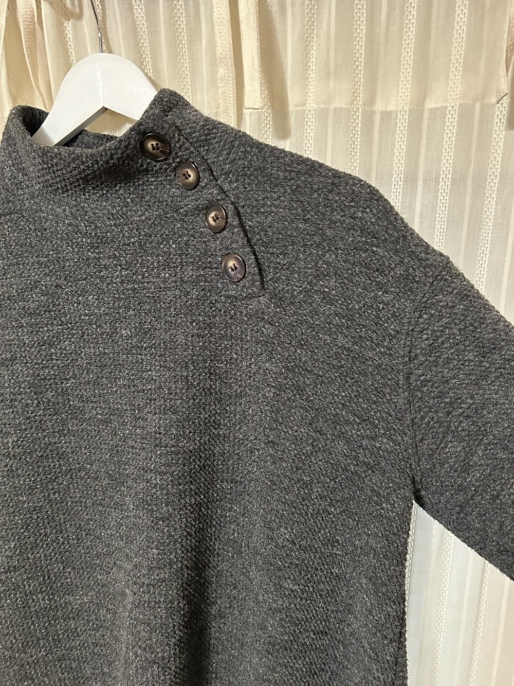 7 for $70! Anthropologie Tops - XS - Picture 5 of 16